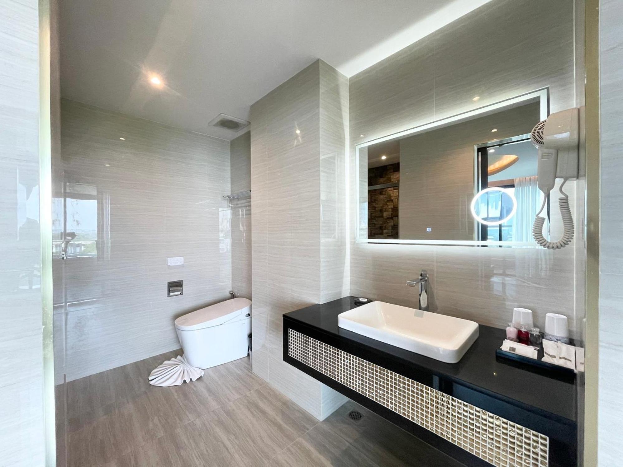 The Tj Hotel Jomtien Exterior photo