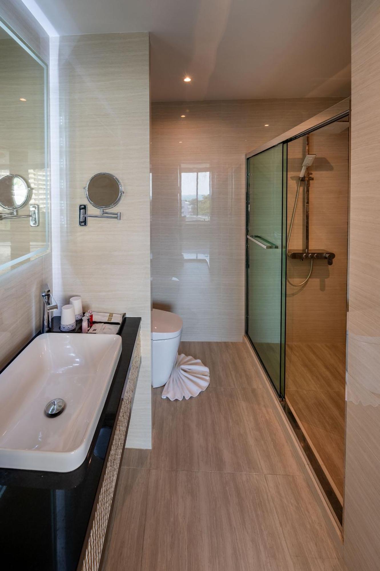 The Tj Hotel Jomtien Exterior photo
