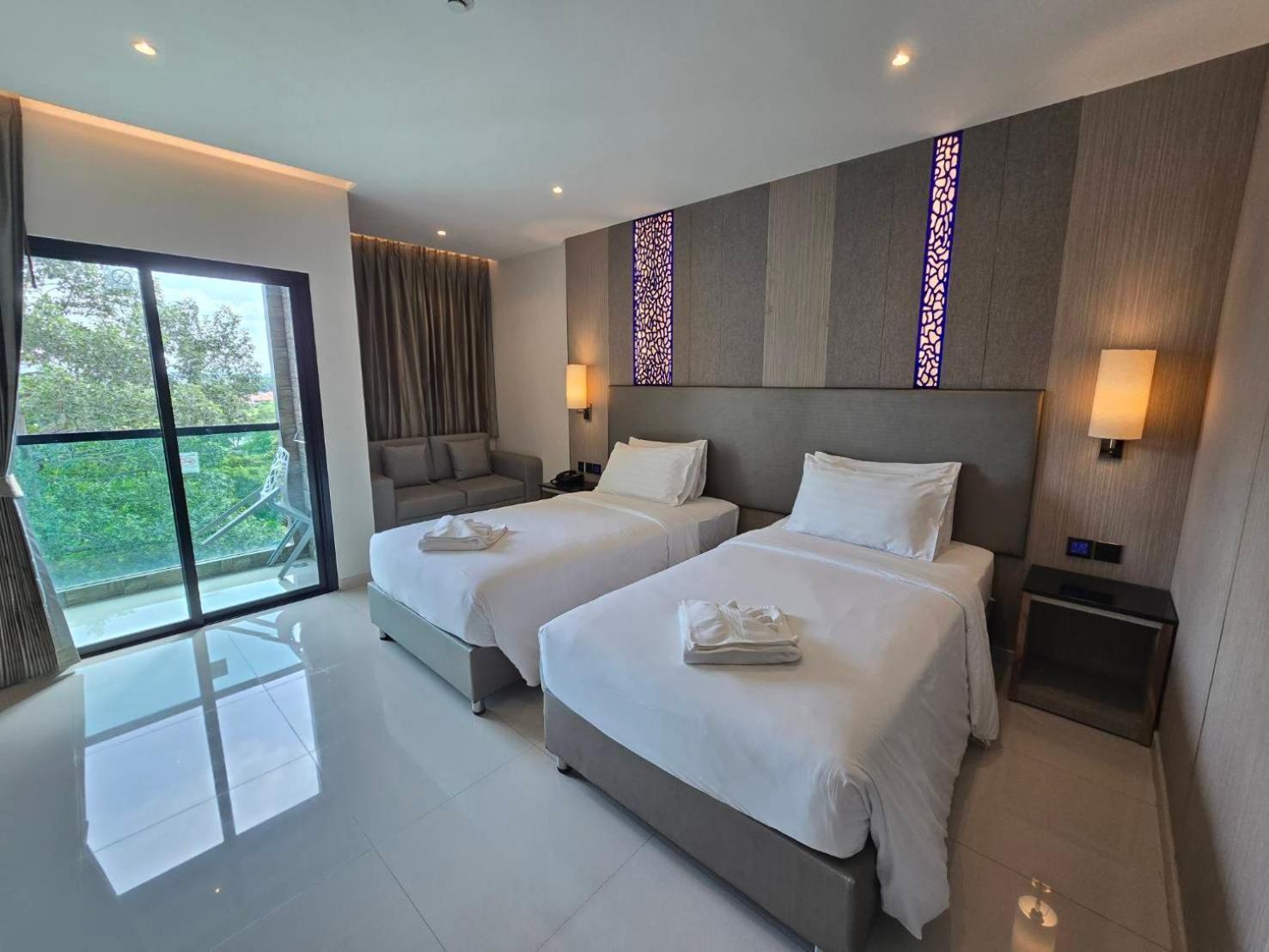 The Tj Hotel Jomtien Exterior photo