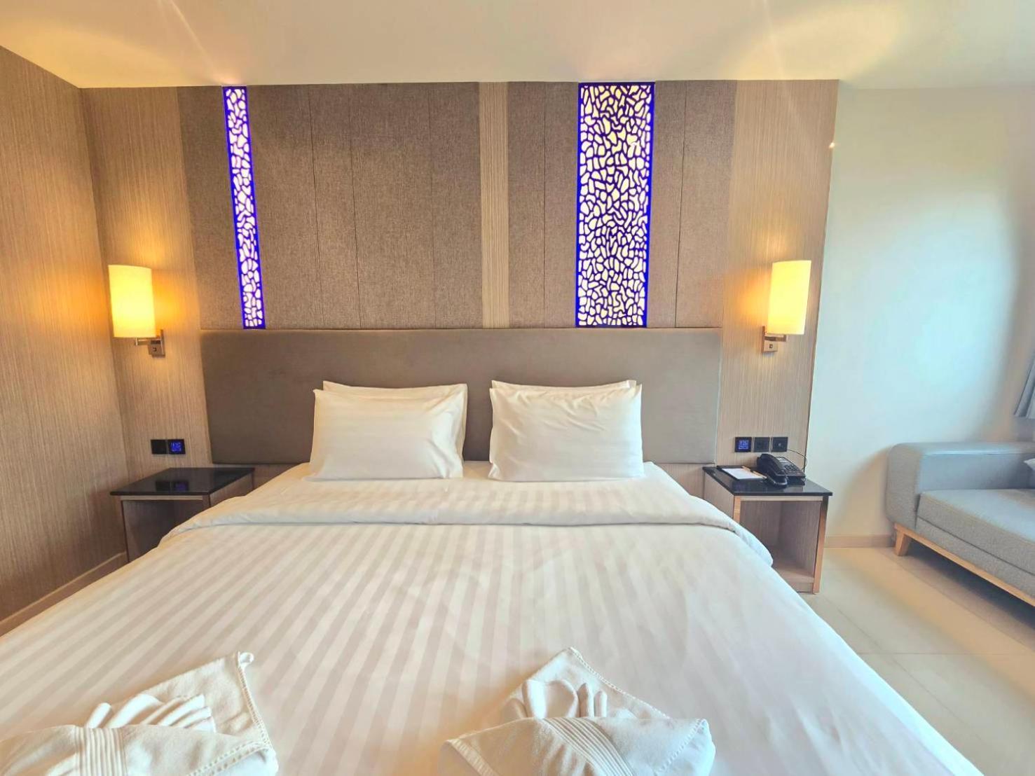 The Tj Hotel Jomtien Exterior photo