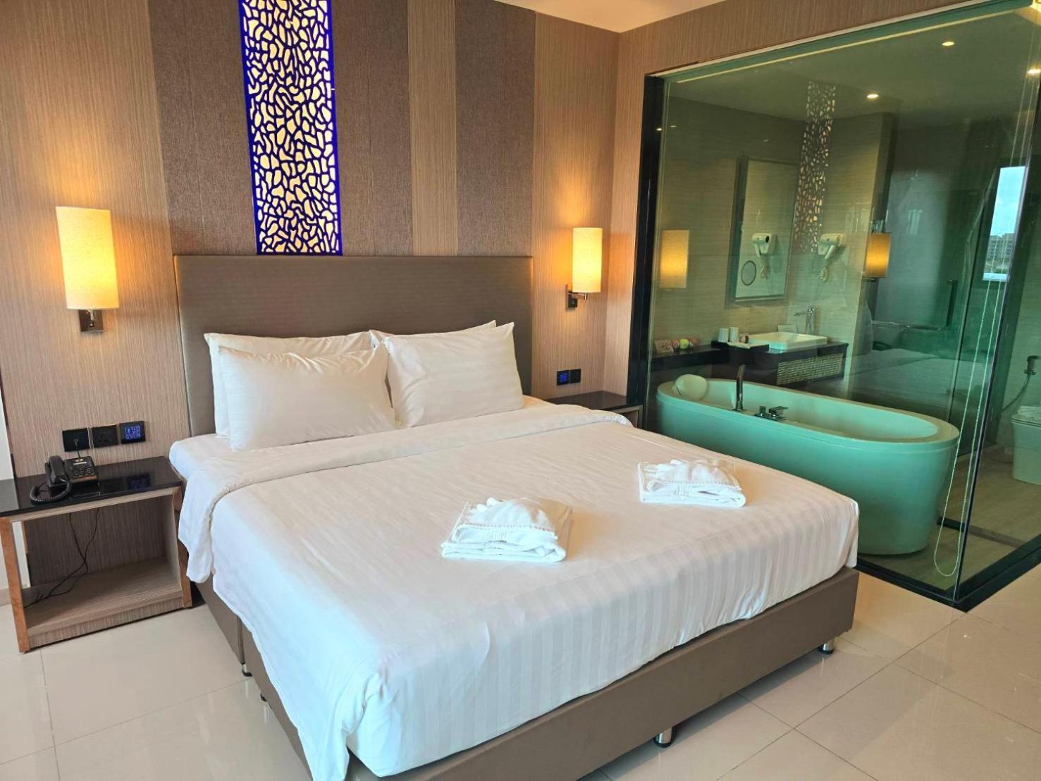 The Tj Hotel Jomtien Exterior photo
