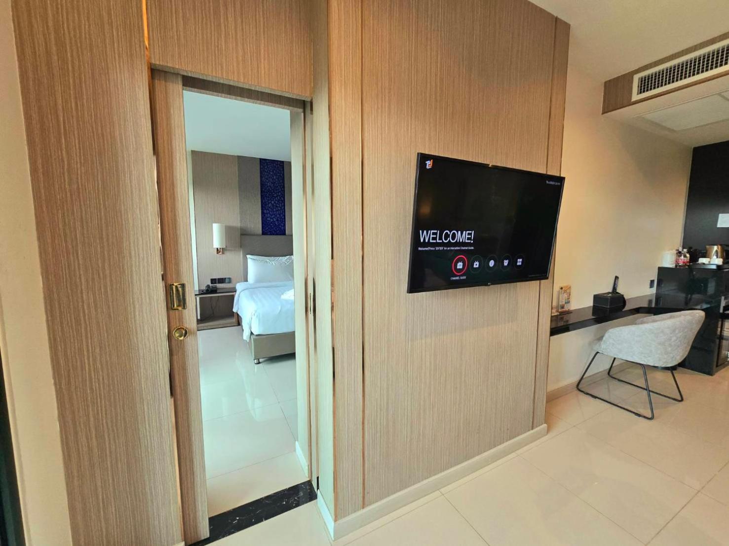 The Tj Hotel Jomtien Exterior photo