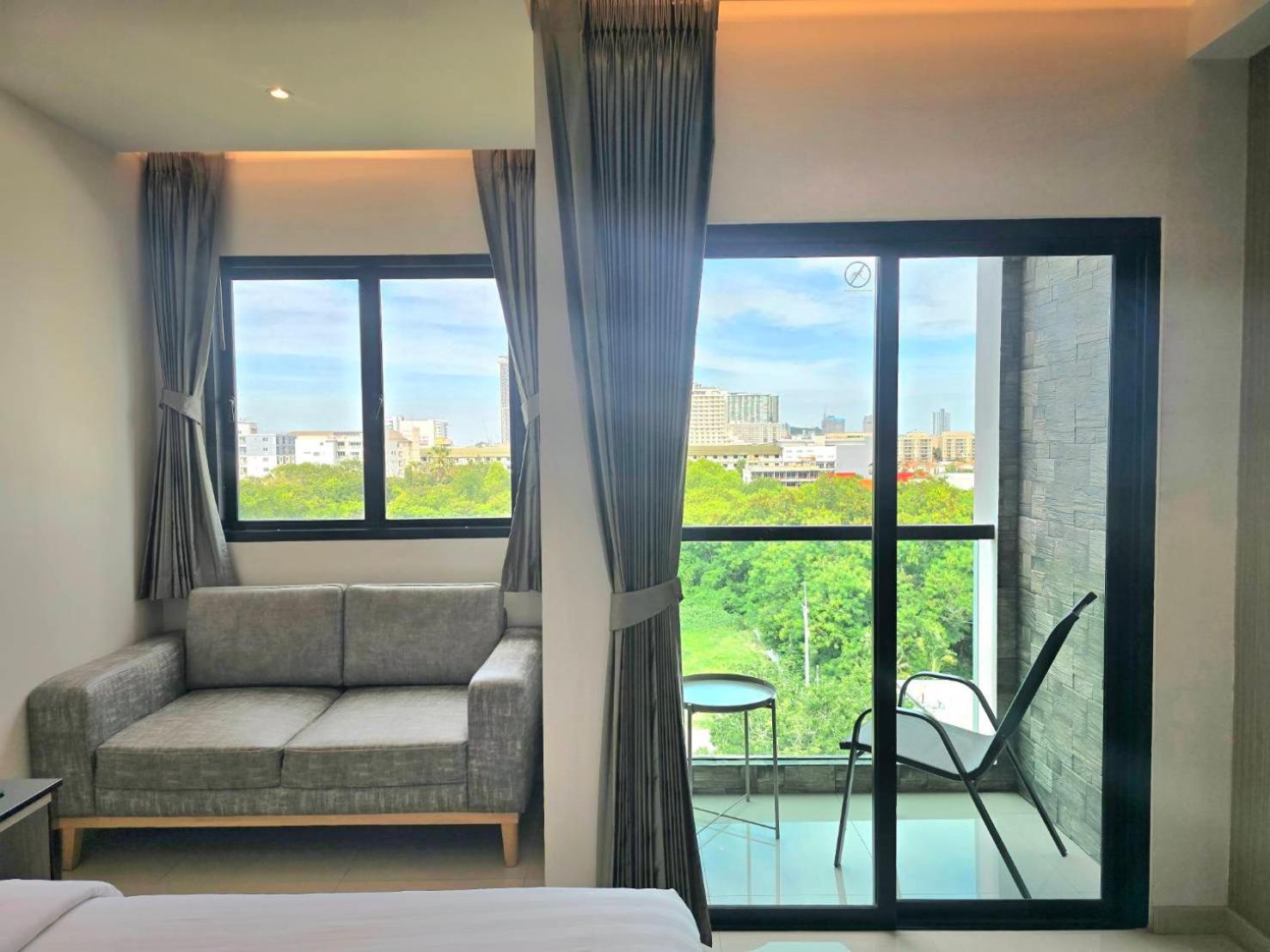 The Tj Hotel Jomtien Exterior photo